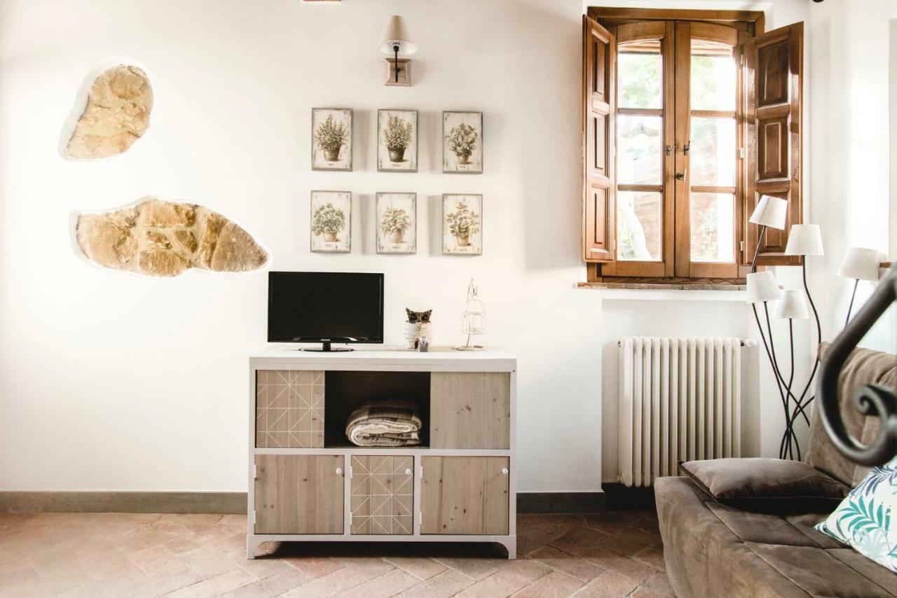 Il Fienile Di Tigliano Villa Винчи Екстериор снимка