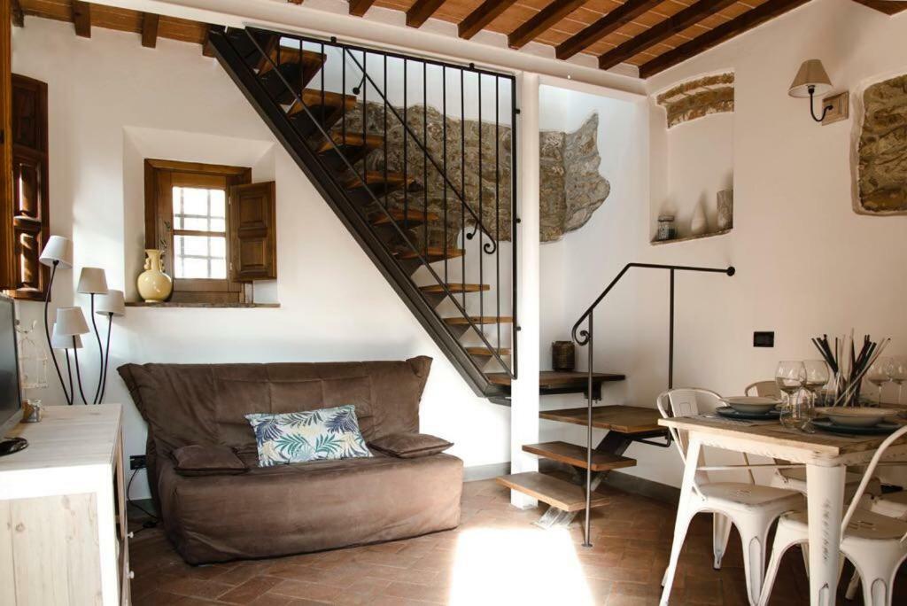 Il Fienile Di Tigliano Villa Винчи Екстериор снимка